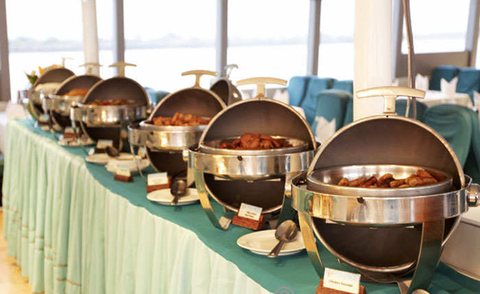 Bali Hai Reef Cruise Lunch Buffet Hot Side