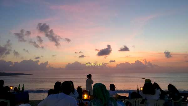 Romantic dinner setup at Jimbaran Beach, Leisurely Pleasures in Bali