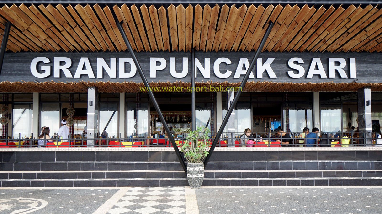 Grand Puncak Sari - The Best All You Can Eat Restaurant In Kintamani