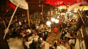 Made's Warung Seminyak