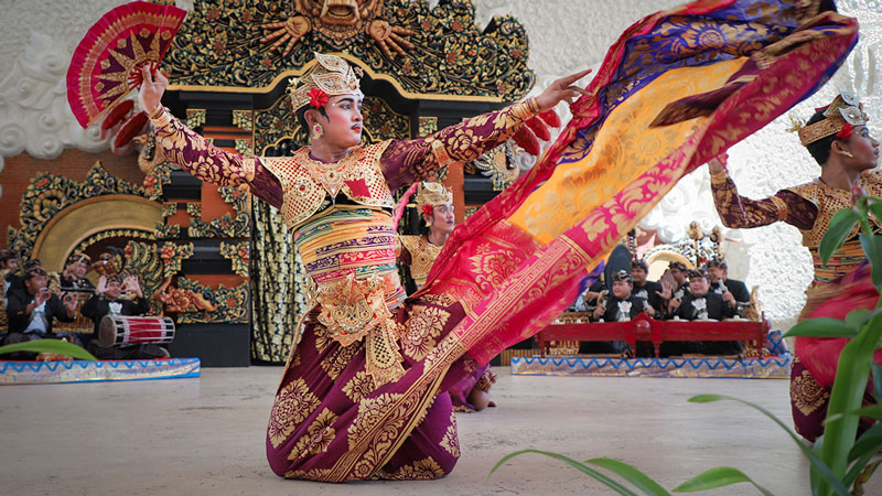 Daily Performances Schedule Garuda Wisnu Kencana