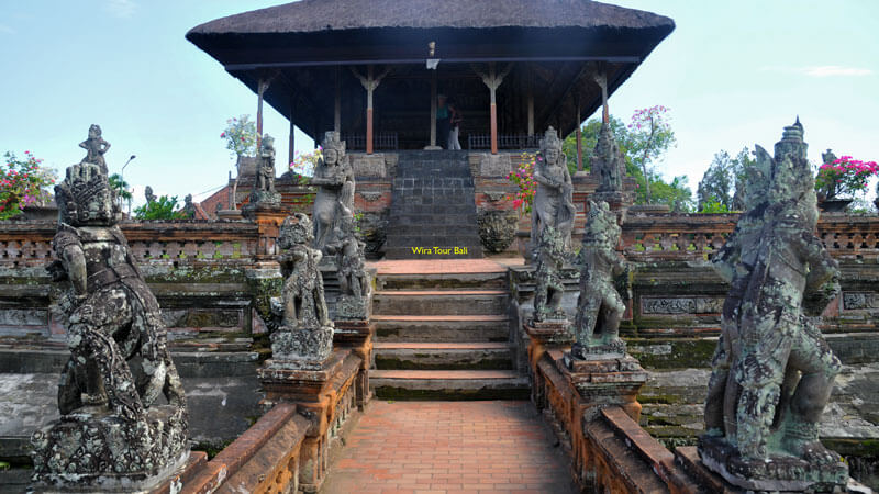 Kertha Gosa Pavilion Park Klungkung