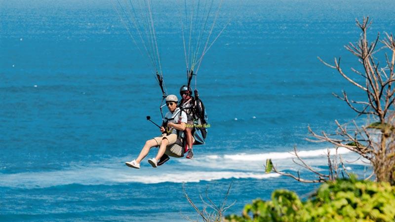 How to Book Paragliding Bali