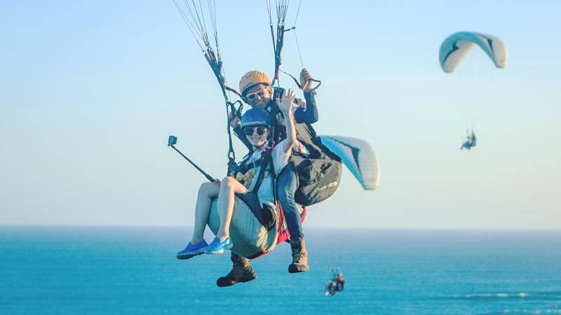 Riug Paragliding Activities in Sawangan Nusa Dua