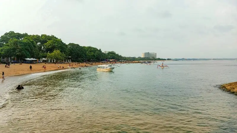 Sanur beach with calm water and spread-out activity points