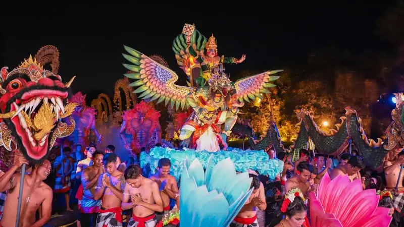 Colorful Garuda-themed night parade at GWK Bali