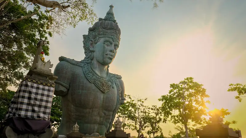 Plaza Wisnu statue during sunset