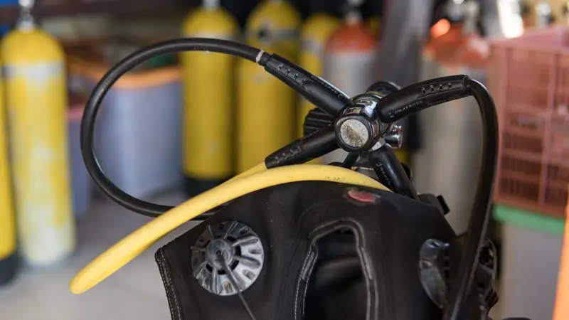 Scuba BCD and regulator set used for intro scuba session